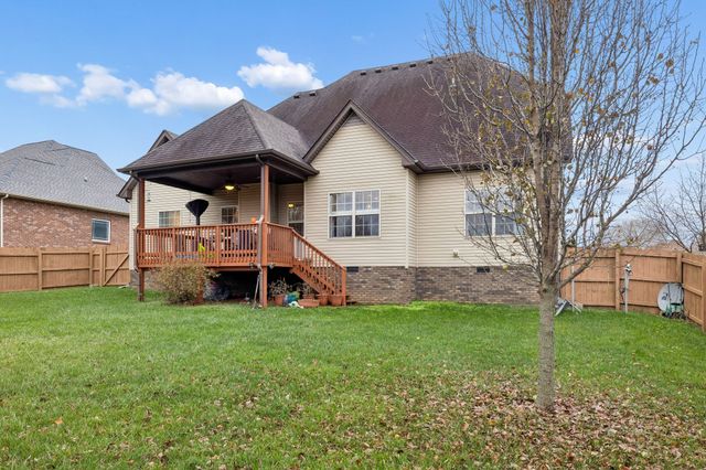 1533 Green Grove Way, Clarksville, TN 37043