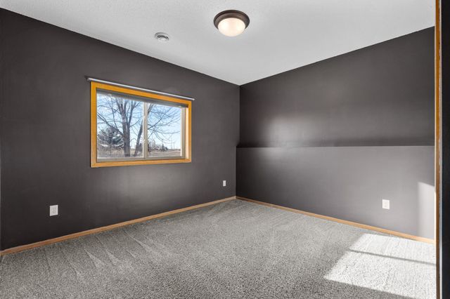 1563 Ponderosa Lane, New Richmond, WI 54017