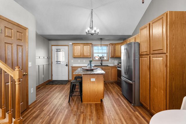 1563 Ponderosa Lane, New Richmond, WI 54017