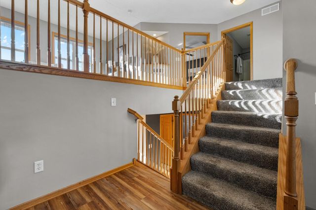 1563 Ponderosa Lane, New Richmond, WI 54017