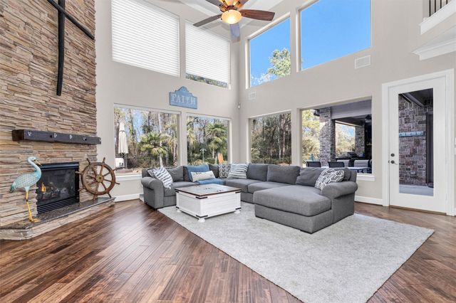 11018 Lake Windcrest, Magnolia, TX 77354