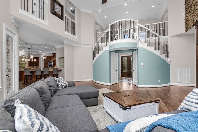 11018 Lake Windcrest, Magnolia, TX 77354