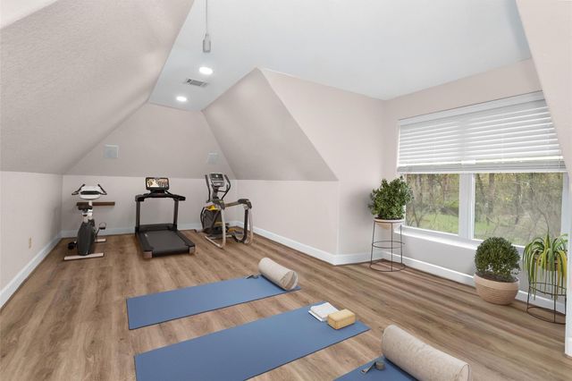 11018 Lake Windcrest, Magnolia, TX 77354