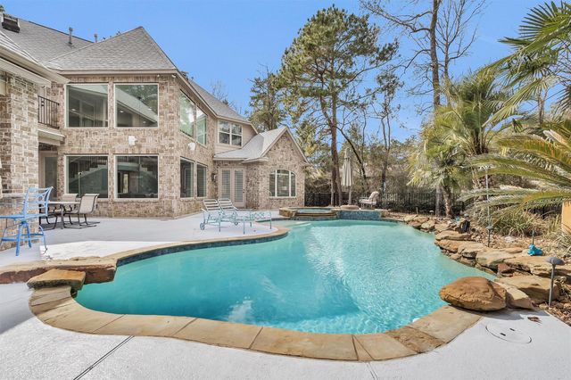 11018 Lake Windcrest, Magnolia, TX 77354