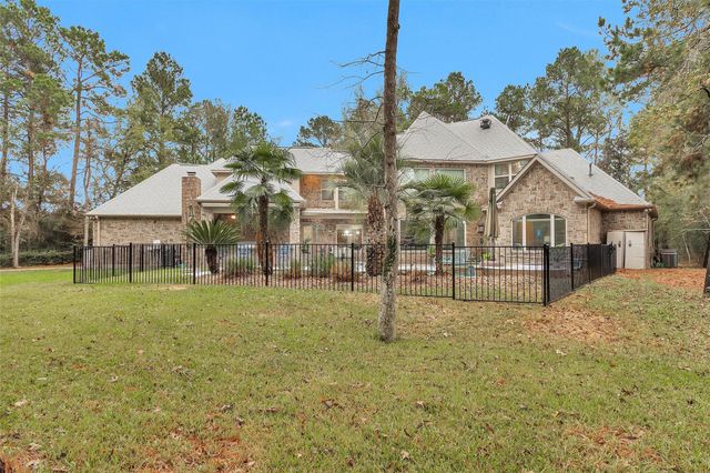 11018 Lake Windcrest, Magnolia, TX 77354