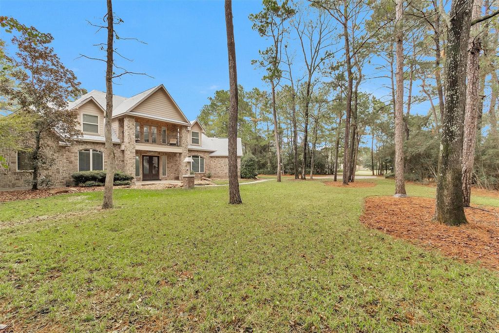 11018 Lake Windcrest, Magnolia, TX 77354