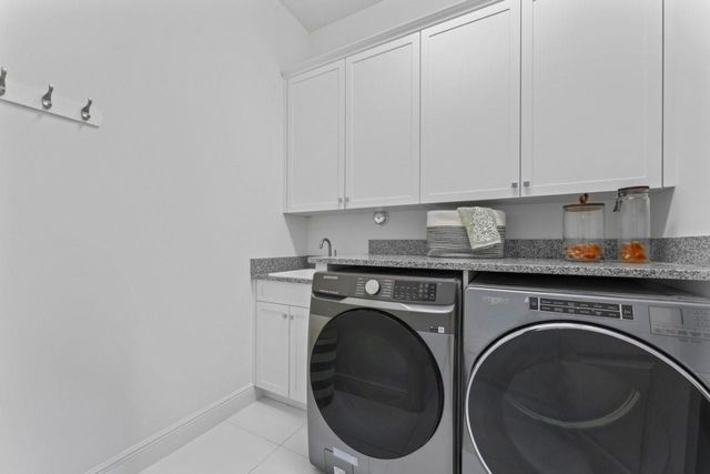 6990 NW 27th Avenue, Boca Raton, FL 33496