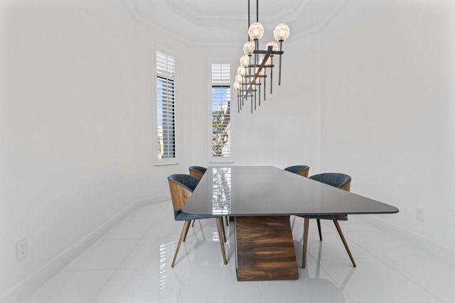 6990 NW 27th Avenue, Boca Raton, FL 33496