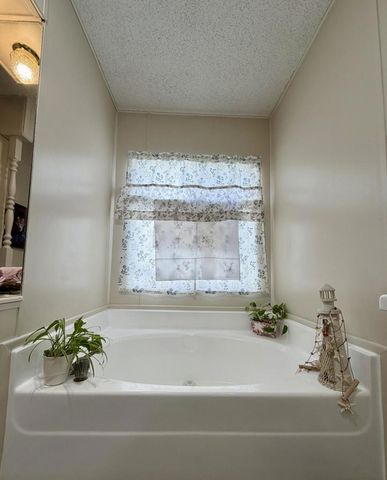 601 N Kirby Street 557, Hemet, CA 92545