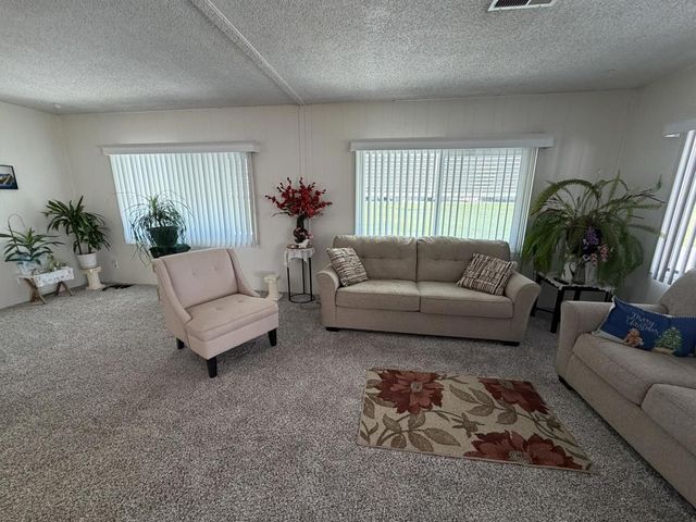 601 N Kirby Street 557, Hemet, CA 92545