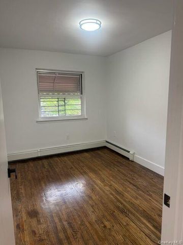 3604 Eastchester Road, Bronx, NY 10469