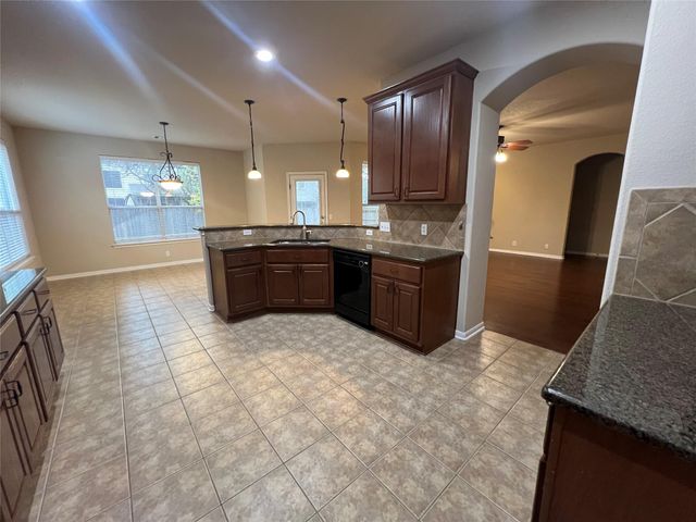 9325 Bavaria LN, Austin, TX 78749