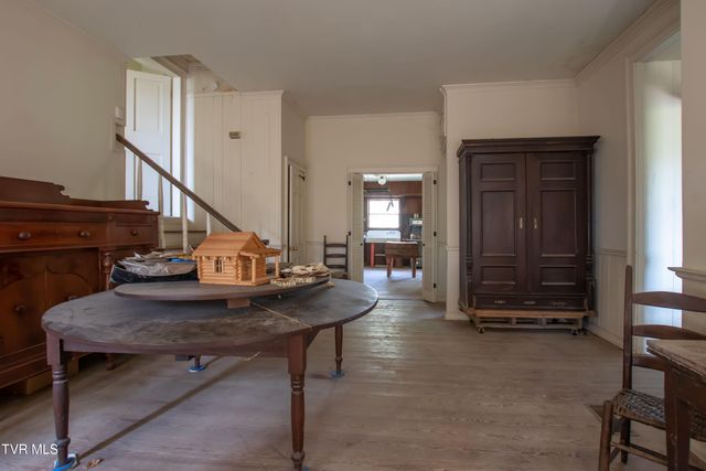 2666 Main Street, Surgoinsville, TN 37873