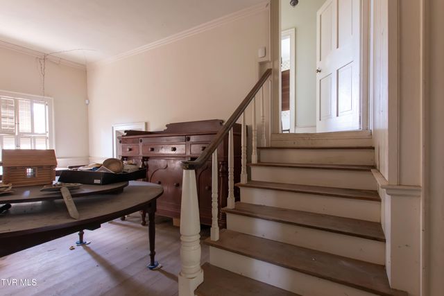 2666 Main Street, Surgoinsville, TN 37873