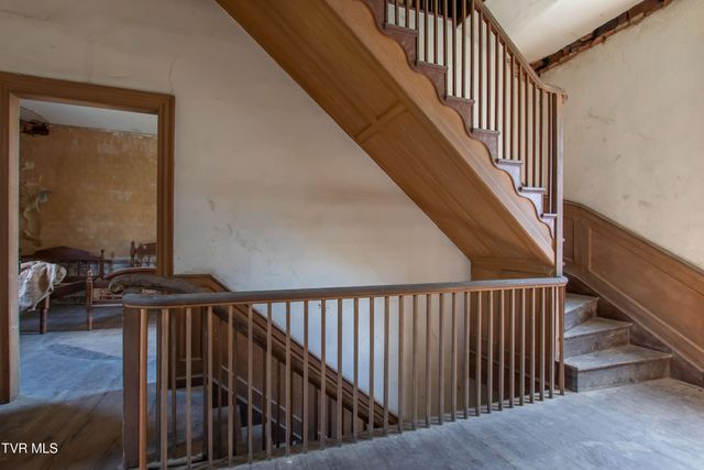 2666 Main Street, Surgoinsville, TN 37873