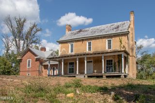 2666 Main Street, Surgoinsville, TN 37873