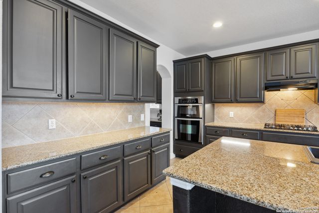538 CALM SPGS, San Antonio, TX 78260