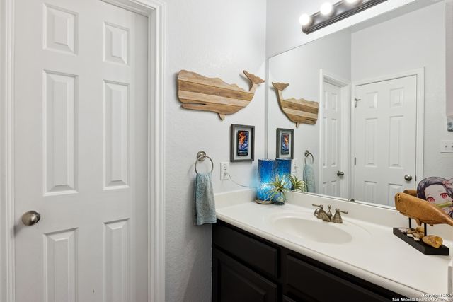 538 CALM SPGS, San Antonio, TX 78260