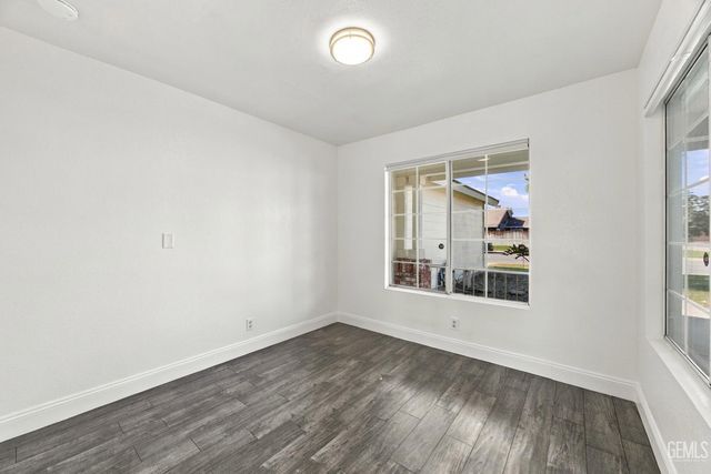 11609 Hannah Denise Avenue, Bakersfield, CA 93312