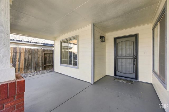 11609 Hannah Denise Avenue, Bakersfield, CA 93312