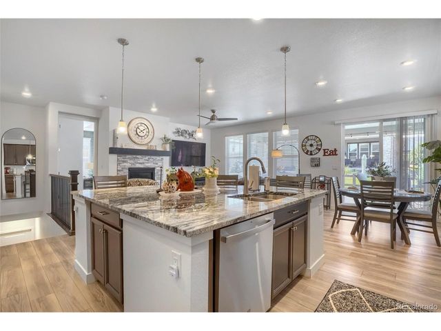 8537 S Quemoy St, Aurora, CO 80016