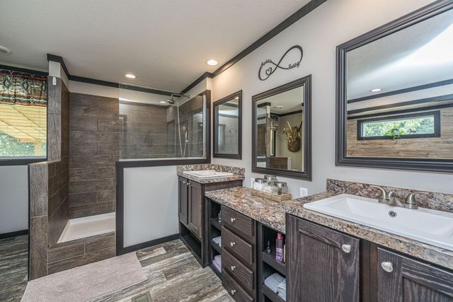 189 Cupid Court, Eutawville, SC 29048
