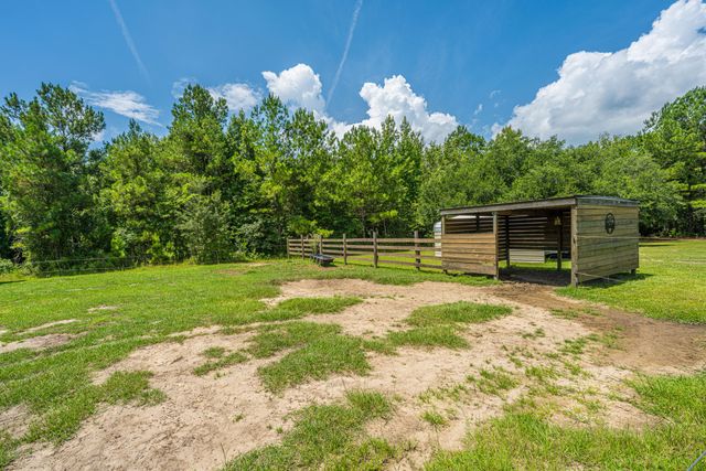 189 Cupid Court, Eutawville, SC 29048