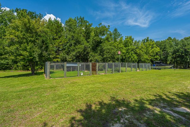189 Cupid Court, Eutawville, SC 29048