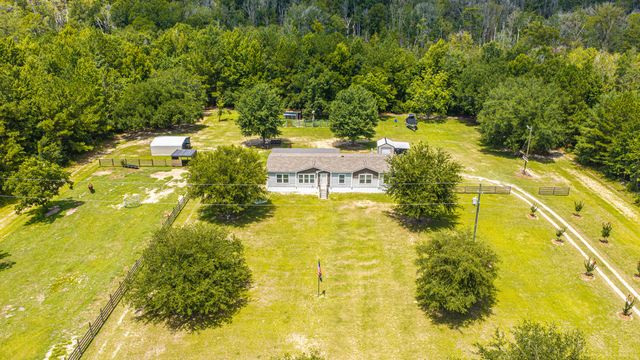 189 Cupid Court, Eutawville, SC 29048