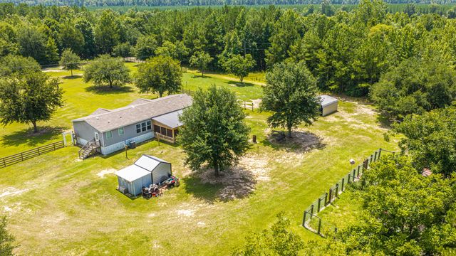 189 Cupid Court, Eutawville, SC 29048
