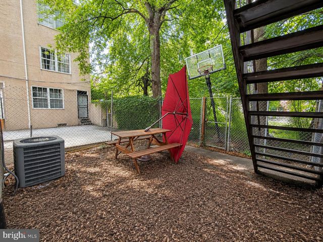 1951 N GRATZ ST, Philadelphia, PA 19121