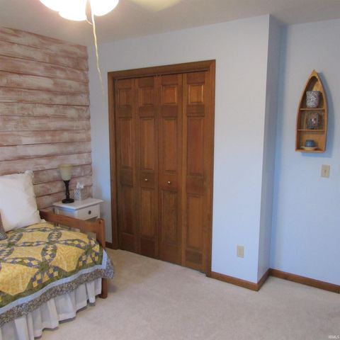 10069 briargate Court, Granger, IN 46530