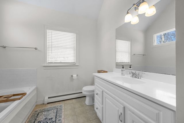 16 Newtown Rd, Sandwich, MA 02563