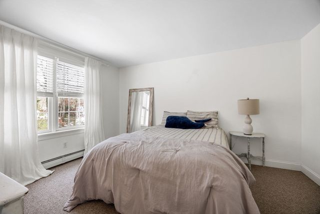 16 Newtown Rd, Sandwich, MA 02563