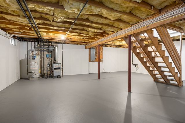 16 Newtown Rd, Sandwich, MA 02563