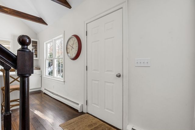 16 Newtown Rd, Sandwich, MA 02563