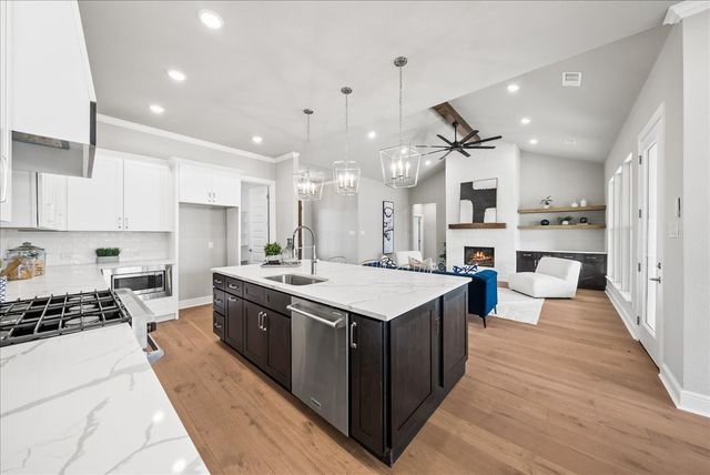 6421 Starlight Ranch Road, Godley, TX 76044