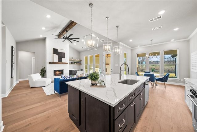 6421 Starlight Ranch Road, Godley, TX 76044