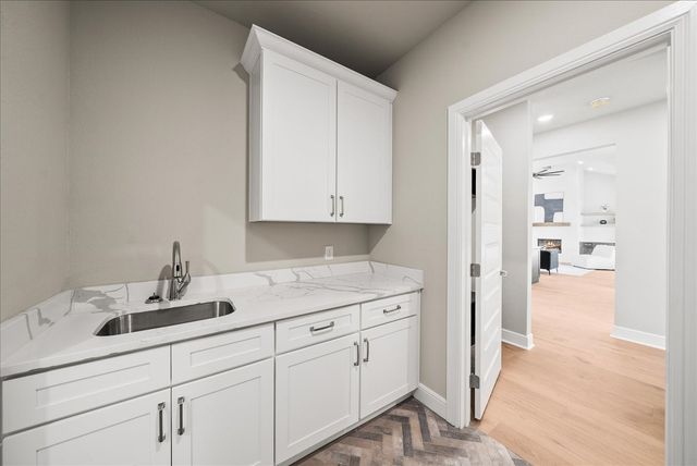 6421 Starlight Ranch Road, Godley, TX 76044