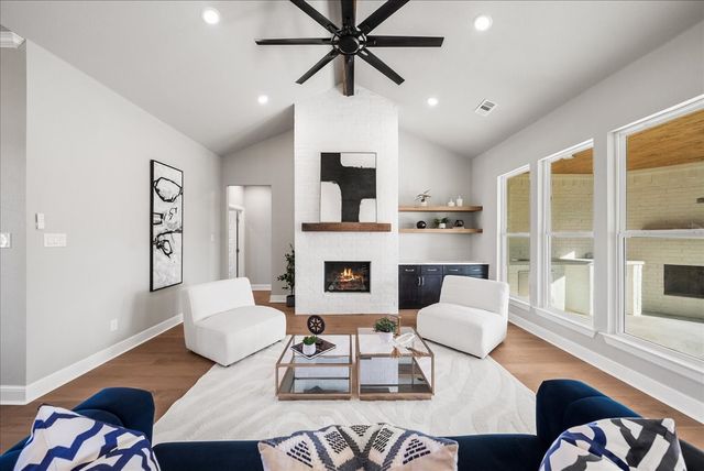 6421 Starlight Ranch Road, Godley, TX 76044