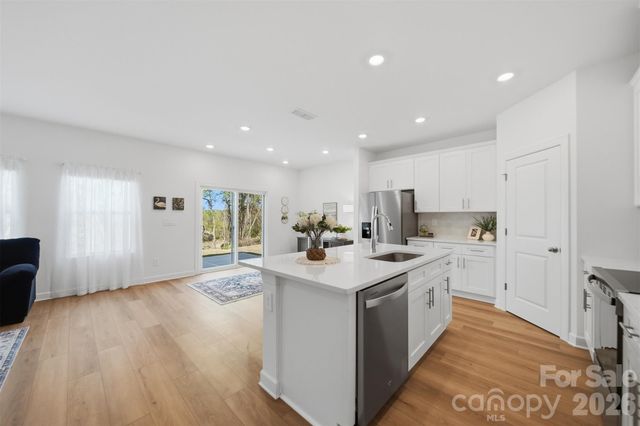 2076 Sunflower Circle, Newton, NC 28658