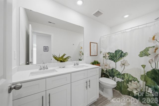 2076 Sunflower Circle, Newton, NC 28658