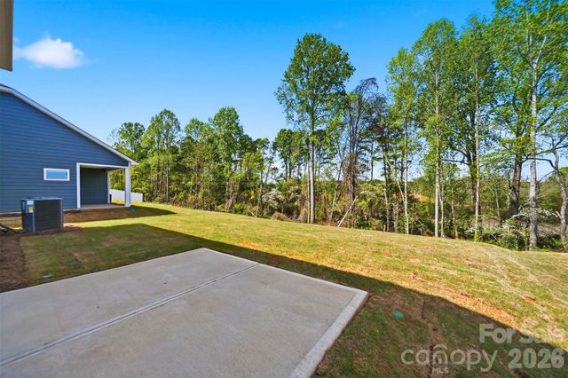2076 Sunflower Circle, Newton, NC 28658