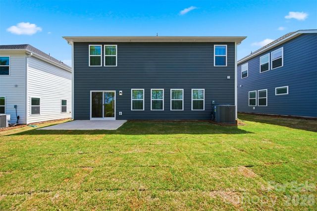 2076 Sunflower Circle, Newton, NC 28658