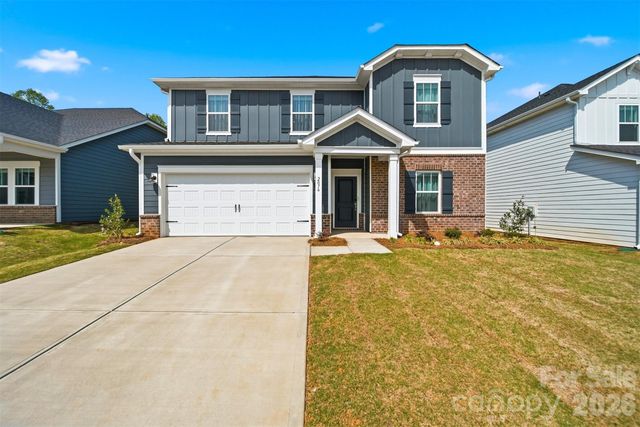 2076 Sunflower Circle, Newton, NC 28658