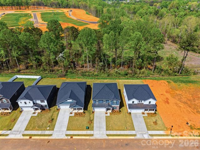 2076 Sunflower Circle, Newton, NC 28658