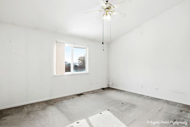 28501 Wagon Trail Court, Lakemoor, IL 60051