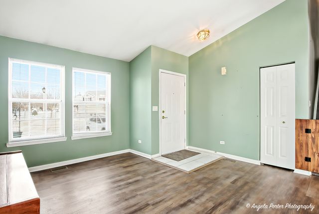 28501 Wagon Trail Court, Lakemoor, IL 60051