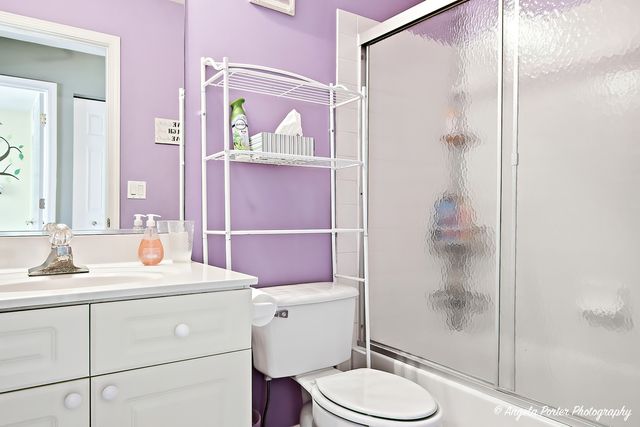 28501 Wagon Trail Court, Lakemoor, IL 60051