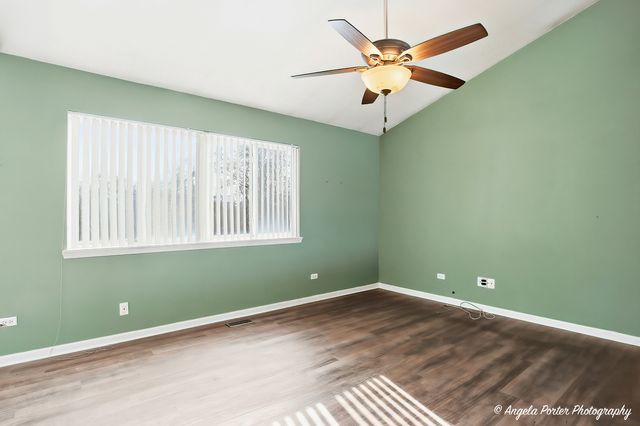 28501 Wagon Trail Court, Lakemoor, IL 60051